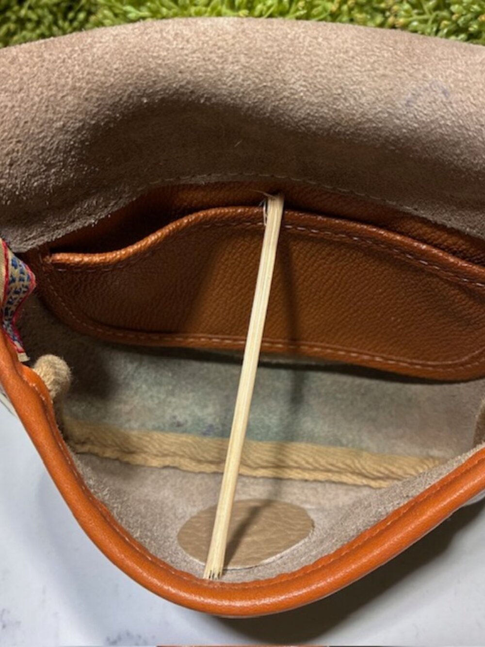 Vintage USA DOONEY & BOURKE Taupe Crossbody Waist Belt Convertible Bag Charm - Picture 3 of 7